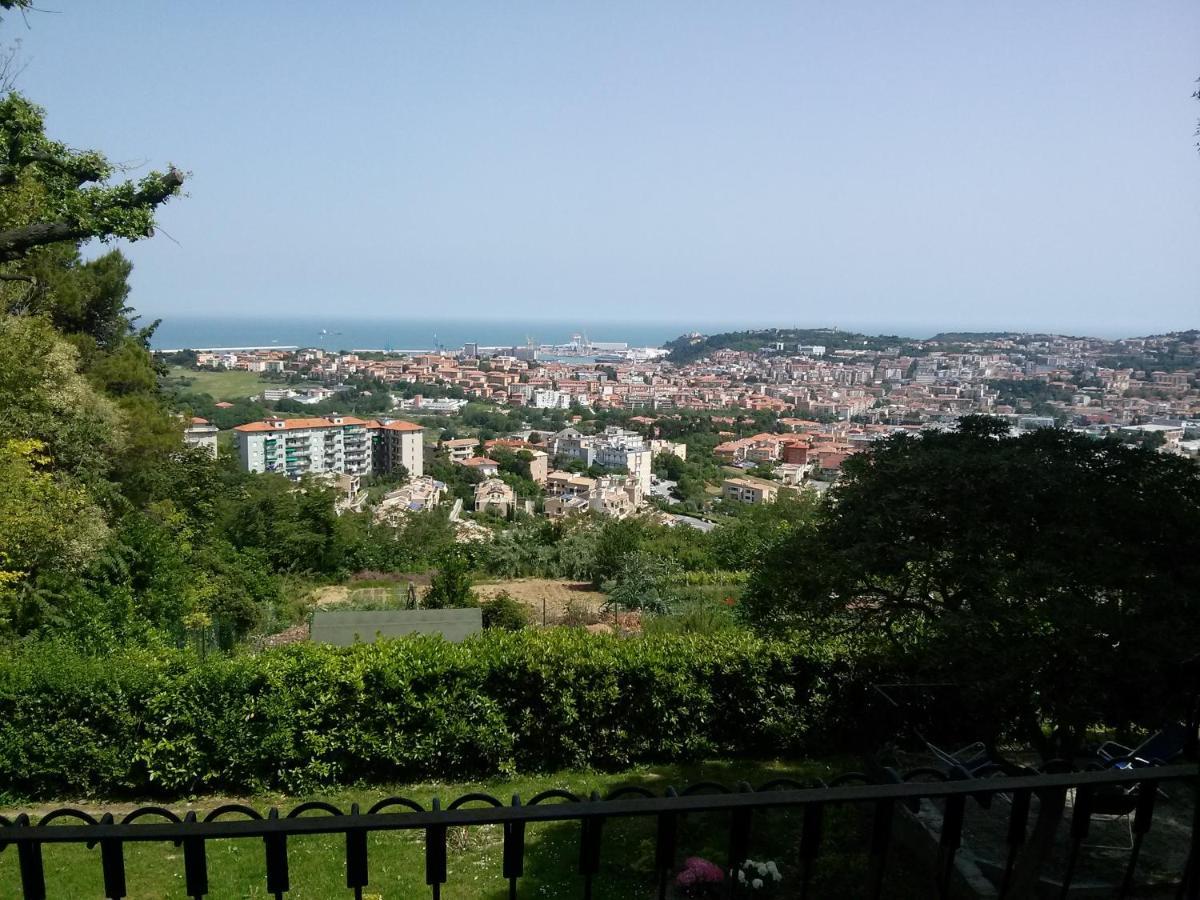 D'Ago48 Panzió Ancona Kültér fotó